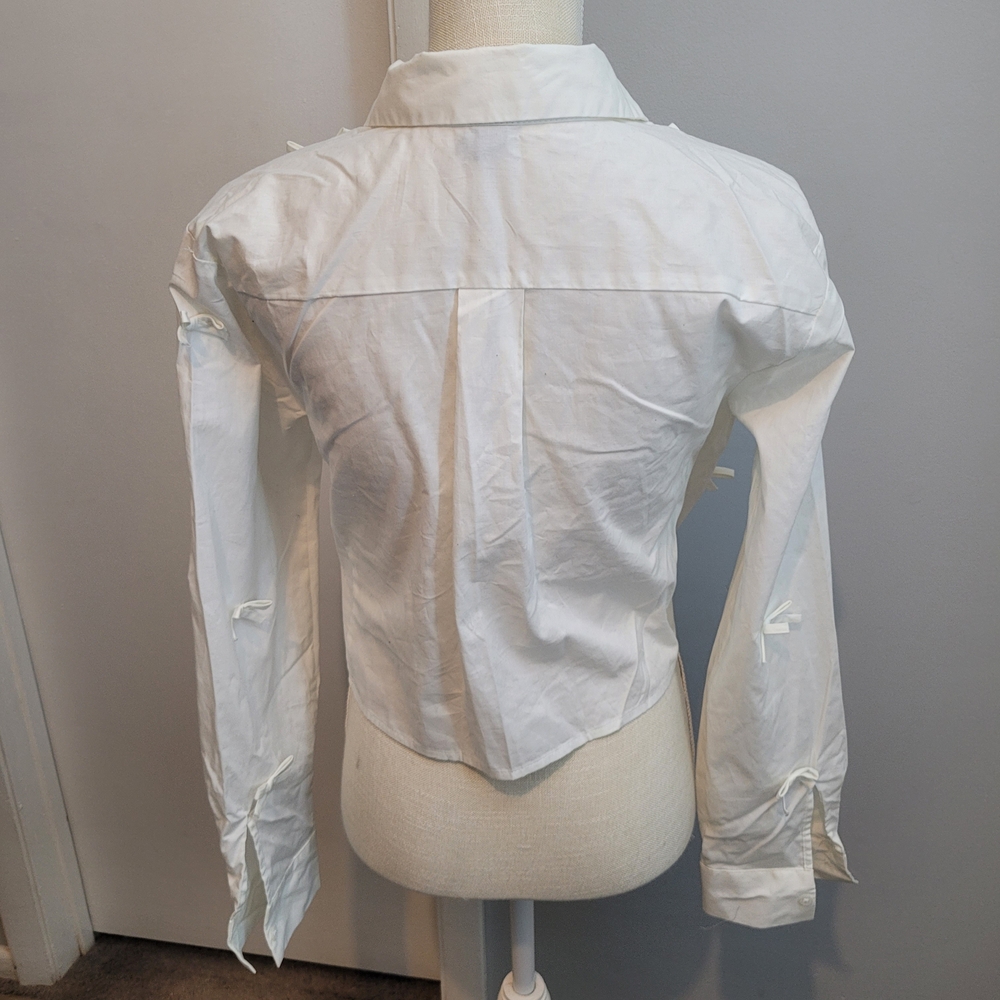 Wild Fable White Button Down Shirt with Bow Accents - Picture 3 of 8